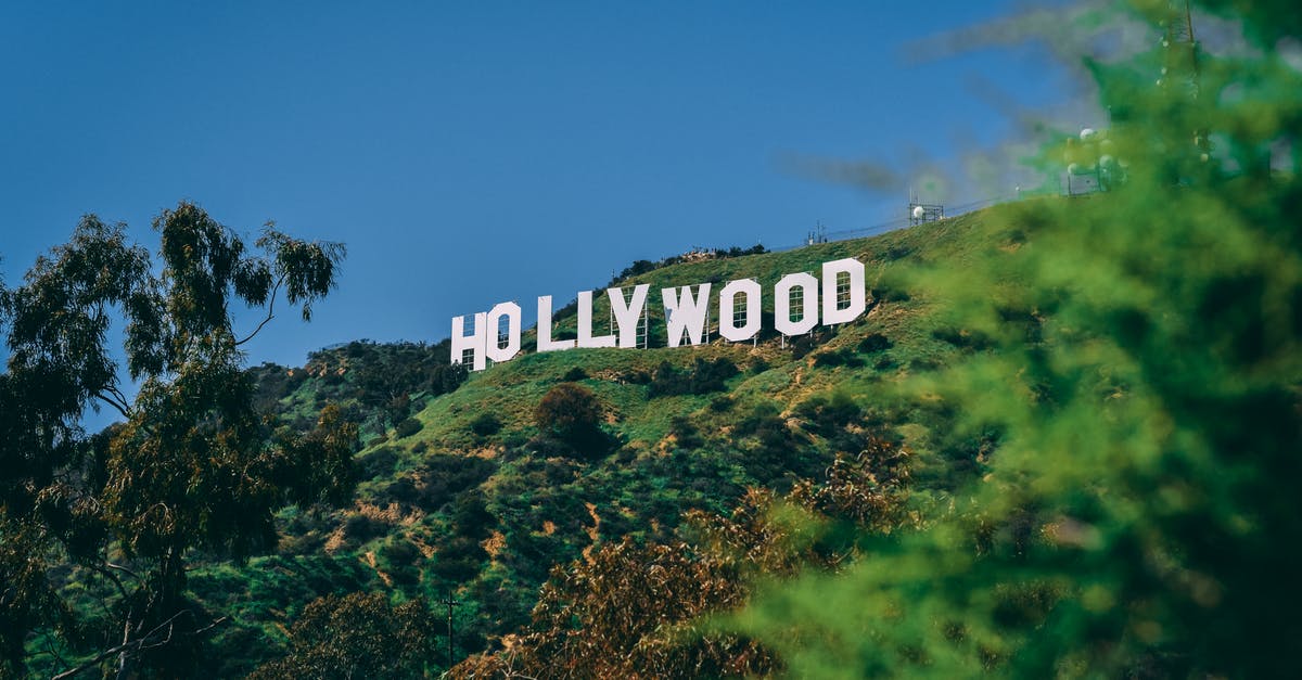 Îles flottantes vs. oeufs à la neige - Hollywood Sign