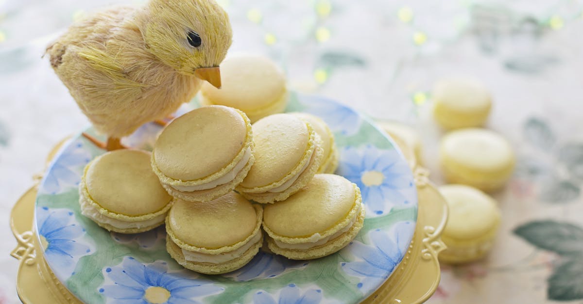 Baking granbarksost (spruce bark cheese) (Brie) with little mould - Yellow Chick on Yellow Macarons