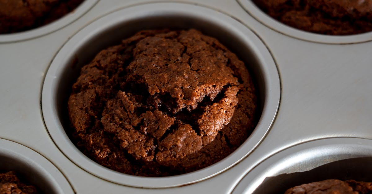 Baking with a drip pan - Chocolate Cupcakes On A Cooking Pan