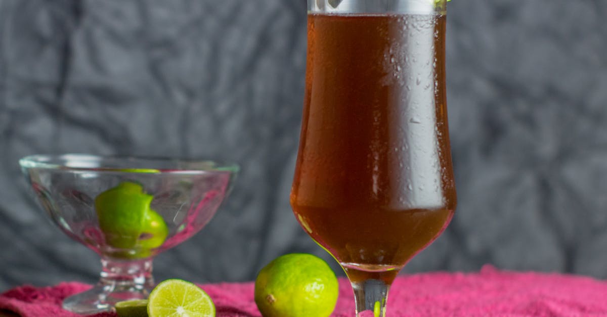 Bar ware - What kind of glass is this? - Clear Drinking Glass With Brown Liquid