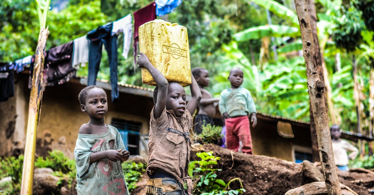 Can you boil spinach with less water? - Little Boy Carrying Can