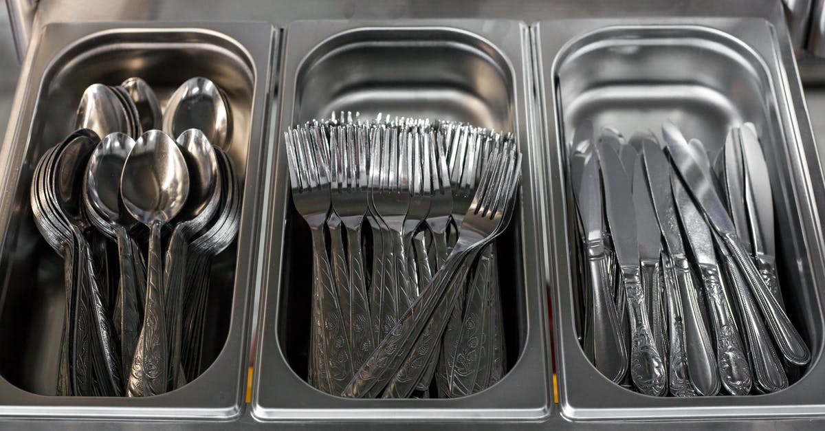 Cleaning simple mandolin slicer with non removeable blade - Set of kitchen utensils in metal containers