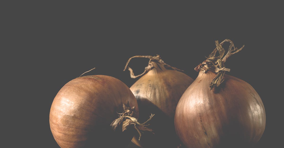 Cooking onions without carmelization - Three Onions