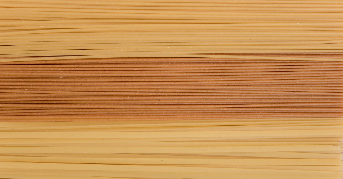 Defrosting: How long should food be kept in refrigerator? - Long Pasta Noodles in Close-up Shot