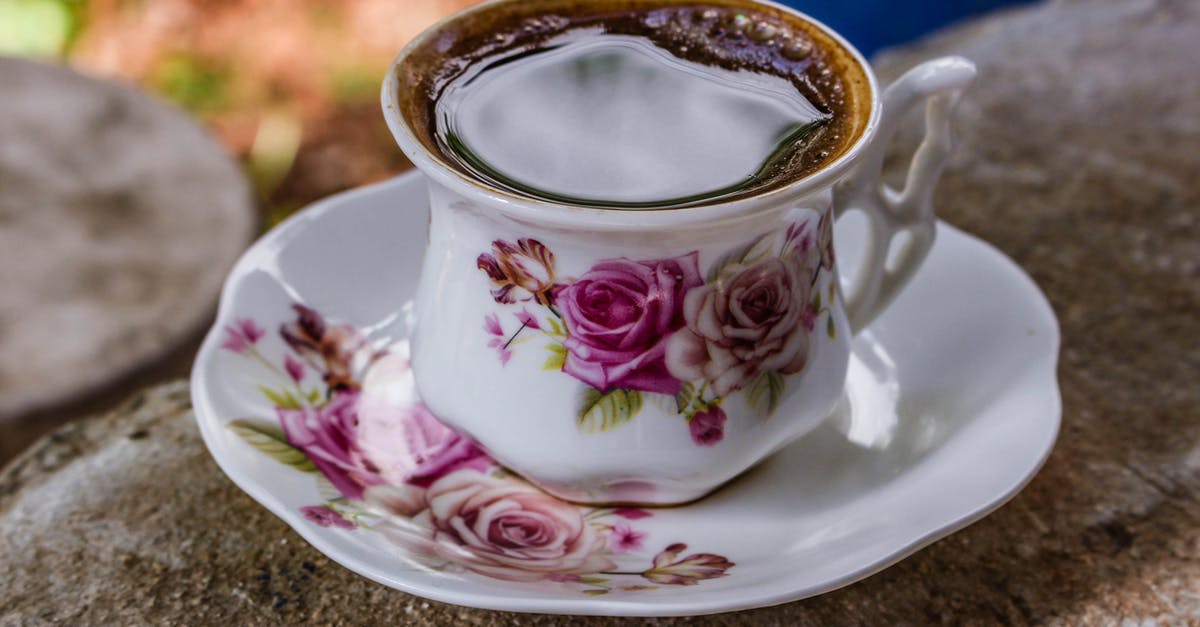 Do coffee and tea need to be agitated while brewing? - White and Pink Ceramic Floral Teacup With Saucer