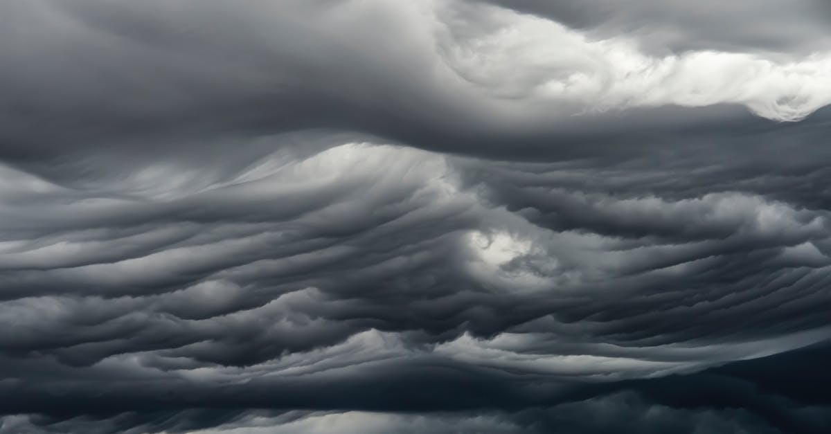 Do magnets dull knives? - Asperitas dark clouds in gloomy sky