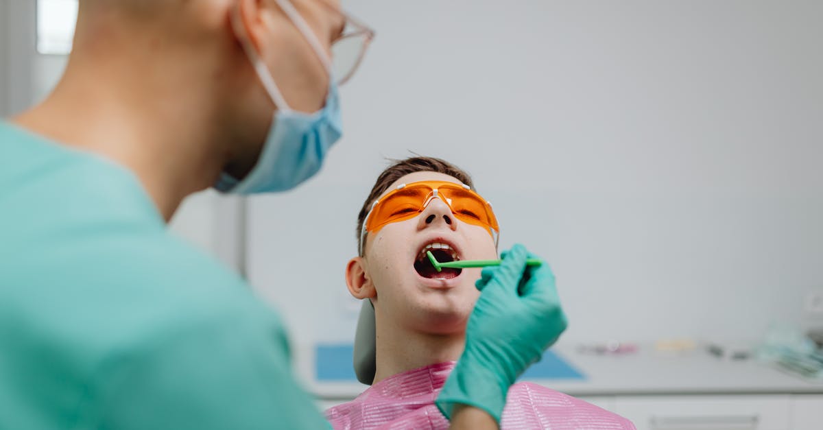 Does the PH in your mouth affect taste? - Girl in Pink Shirt With White Mask