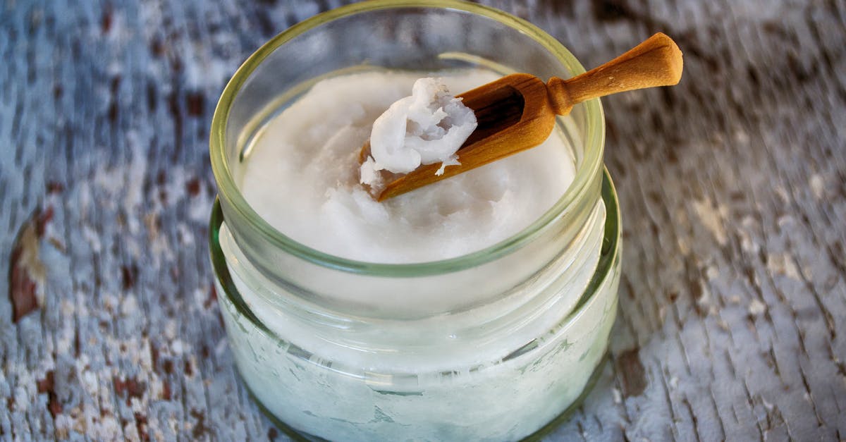 Emulsifying (and stabilizing?) a sesame oil ice cream - Clear Glass Container with Coconut Oil