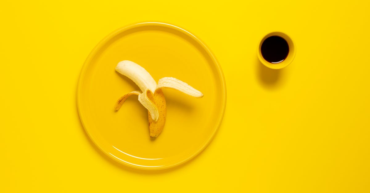 extracting banana flavour for an iced coffee - Yellow Banana on Plate