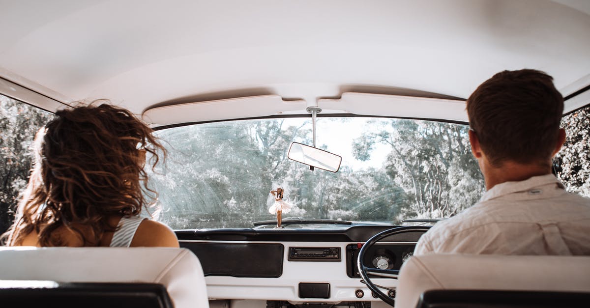 Fast meringue technique - Couple travelling in car together