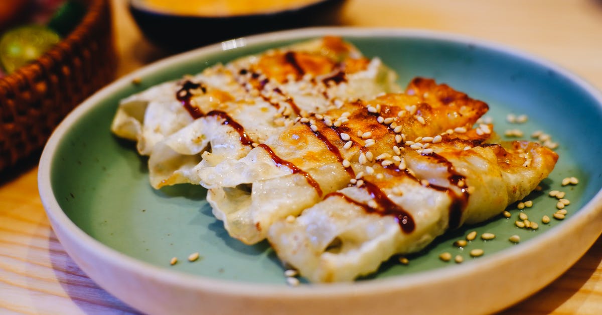 Hot sauce; Remove seeds? - White and Brown Dish on Green Ceramic Plate