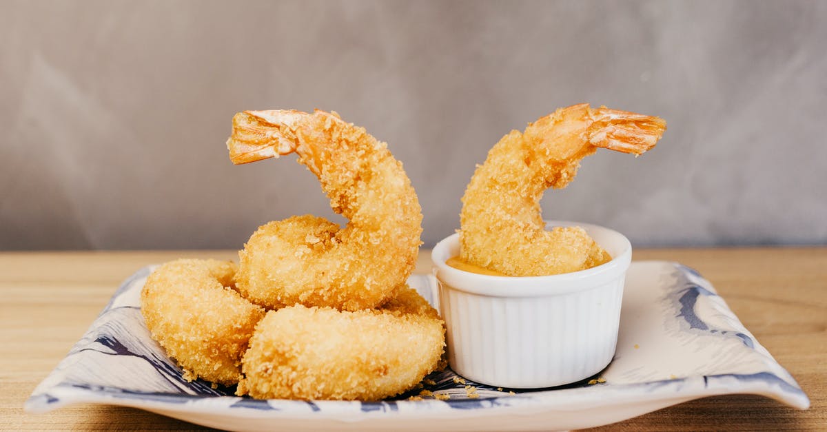 How can I get fried prawns to be juicy? - Tempura on Ceramic Plate