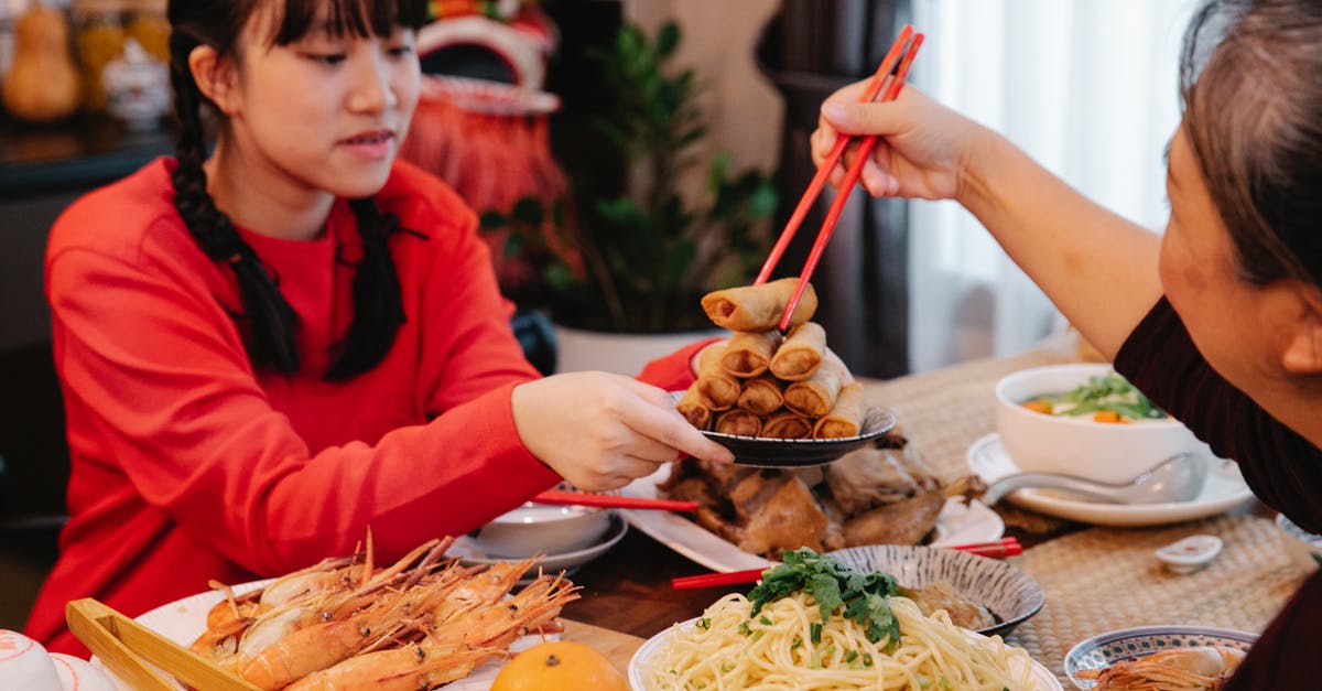 How can I get fried prawns to be juicy? - A Family Eating Together