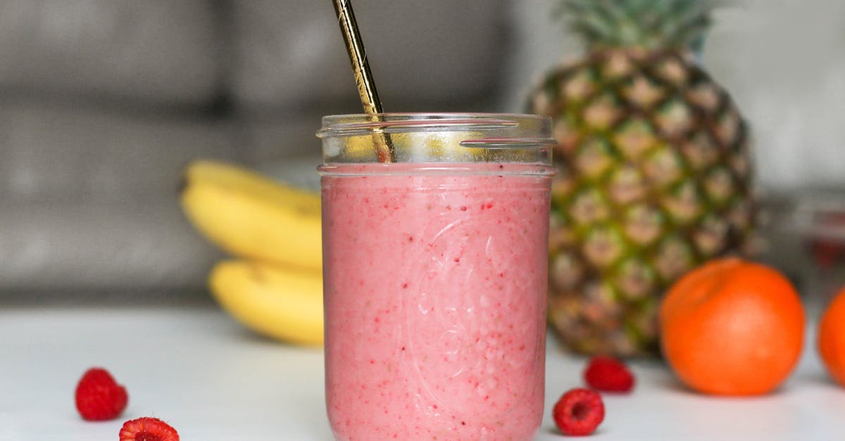 How can I thicken my smoothie without frozen ingredients? - Mason Jar With Shake And Straw