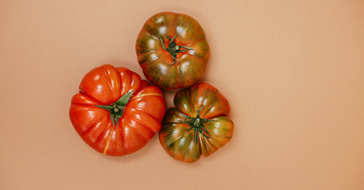 How do I measure the ripeness of my tomatoes? - Tomatoes in Close-Up Photography