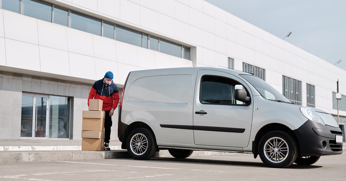 How long will a refrigerated risotto stay safe to eat? [duplicate] - Delivery Man With Boxes next to a White Van