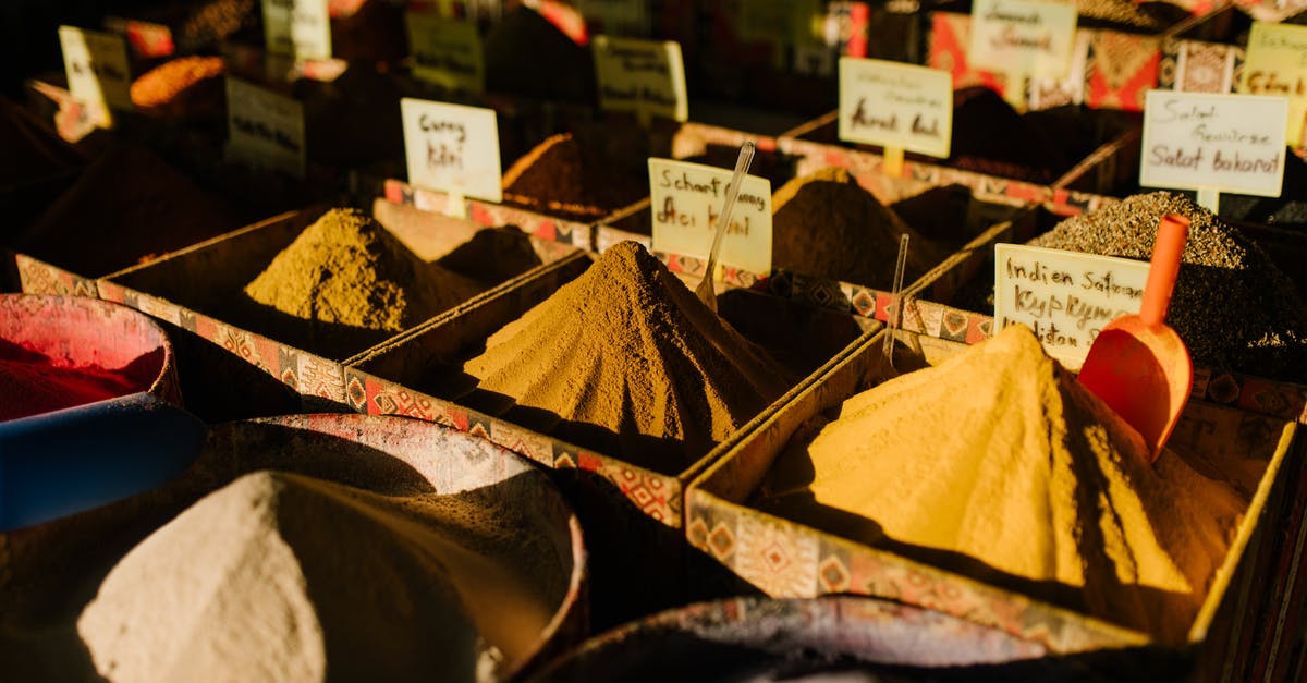 How to authenticate food products? - Traditional market stall with various aromatic spices