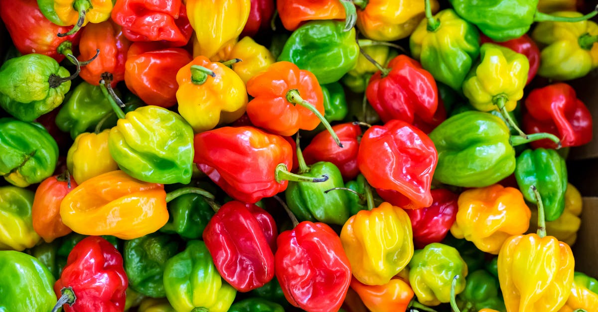 How to avoid 'fake tasting' fruit - Pile of Chilies