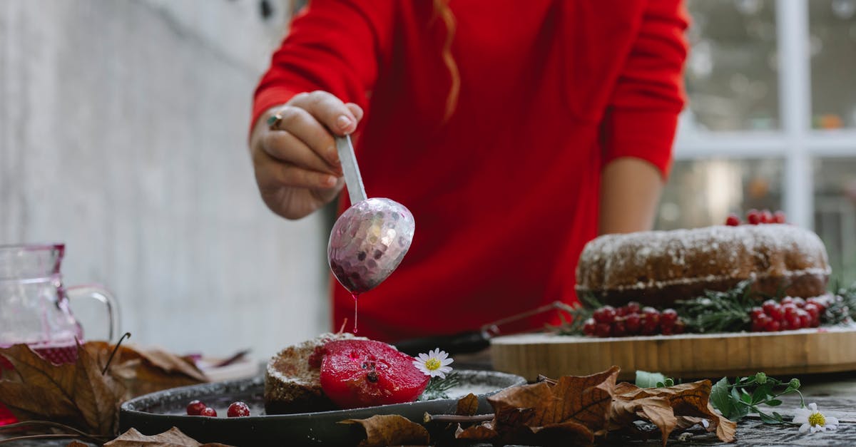 how to dry out flavored sugar - Woman decorating dessert with sweet syrup