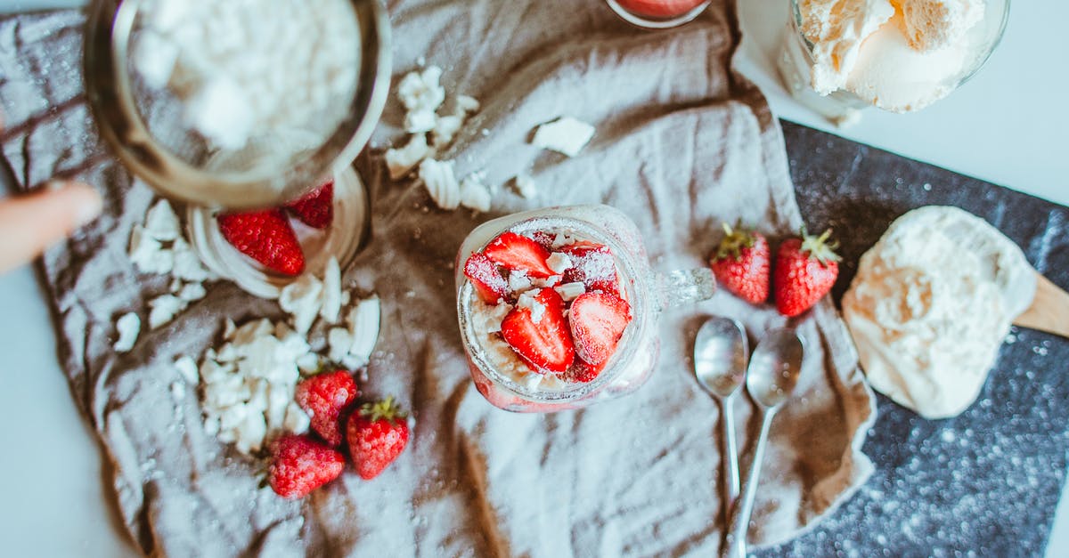 How to get raspberry flavor into a smoothie without seeds? - Delicious strawberry dessert on napkin