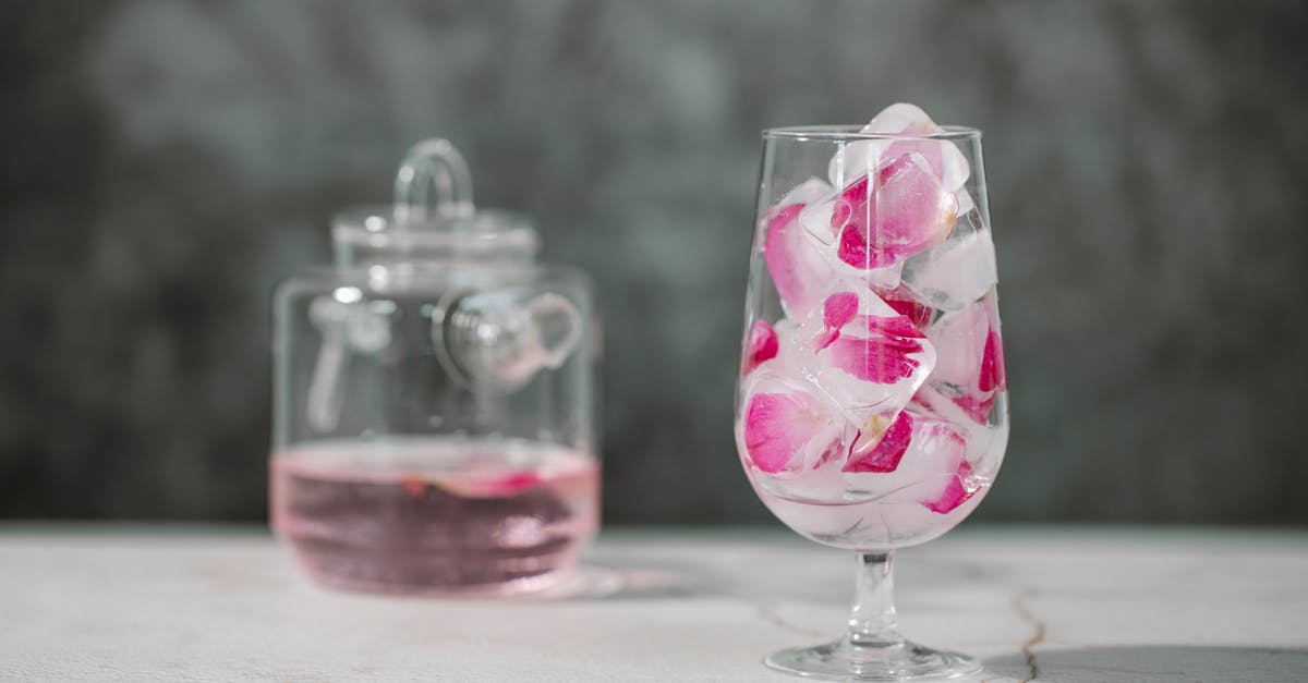 How to keep frozen beans soft? - Glass with ice cubes and rose petals