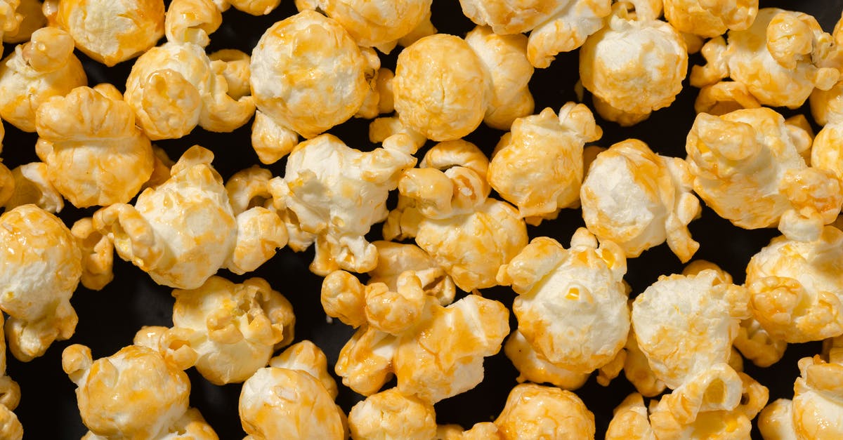 How to make perfect crunchy popcorn? - Close Up Photo of Popcorns