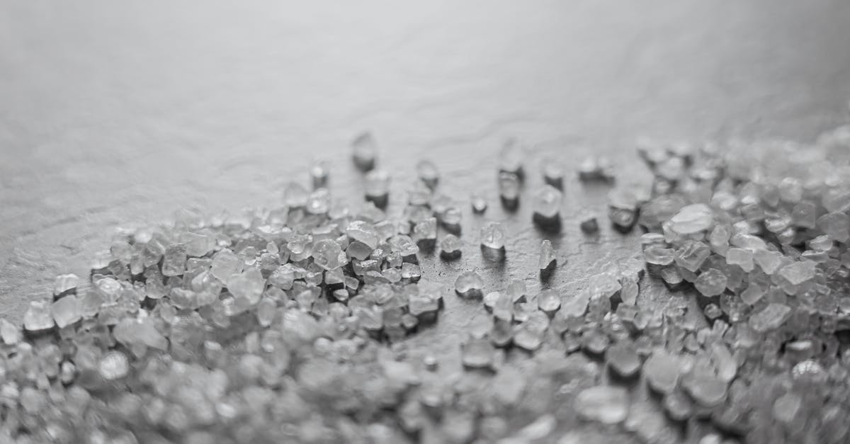 How to ration salt in small quantities? - Photo of Salt on White Surface