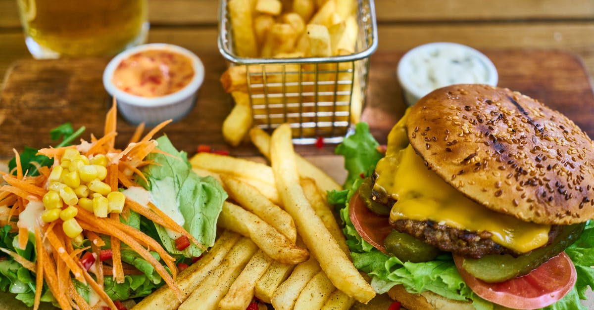 How to store hot sandwiches? - Cheeseburger and Fries