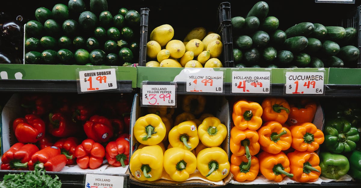 How to store squash? - Vegetable stall at supermarket