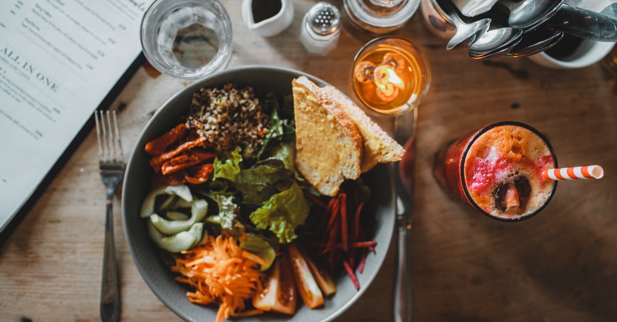 Is it possible to make vegetarian 'prawn' toast? - Organic salad bowl served in cafe with fresh smoothie