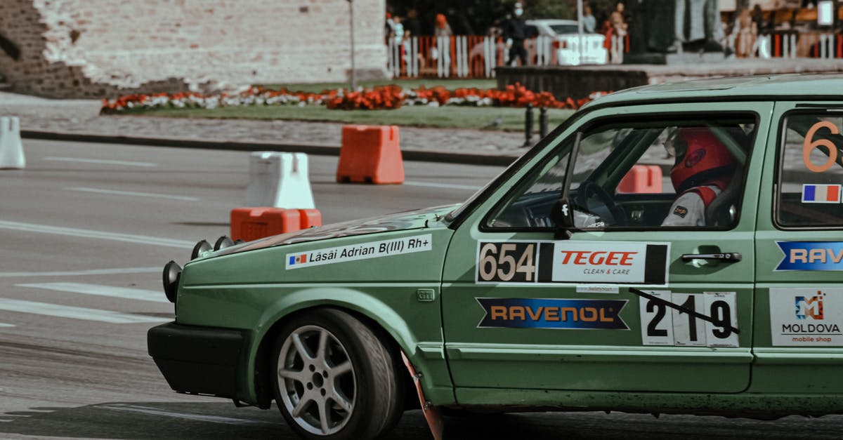 Is it possible to turn old tomatoes into flour? - Old car racing in city downtown