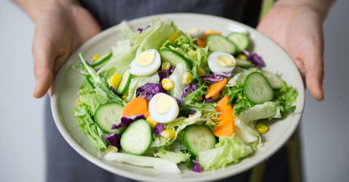 Is it worth tearing lettuce for salad? - Bowl of Vegetable Salad