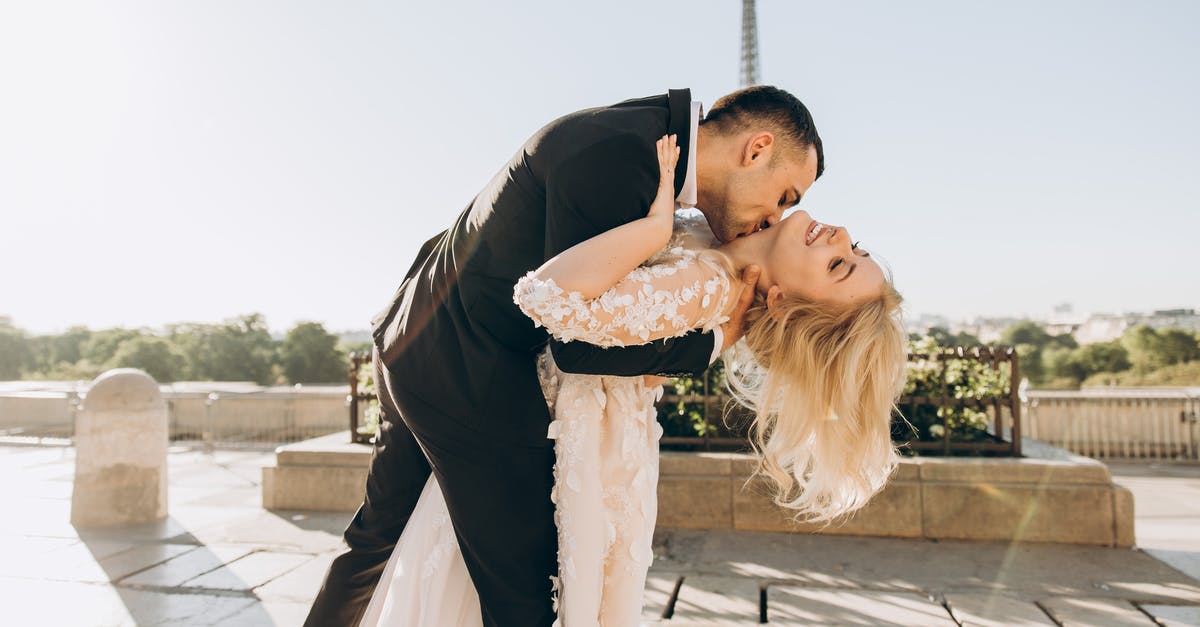 Is panko just pretentious breadcrumbs? - Groom Kissing Bride Neck