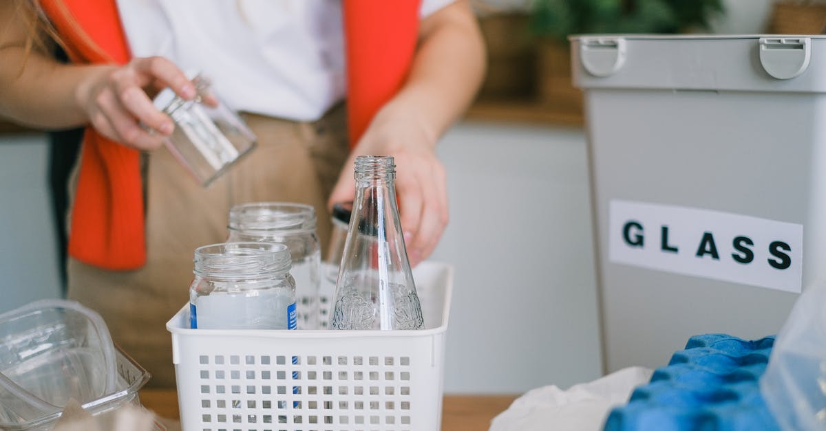 Kitchen aid artisan: won't turn on lower speeds - Woman selecting glass into plastic container