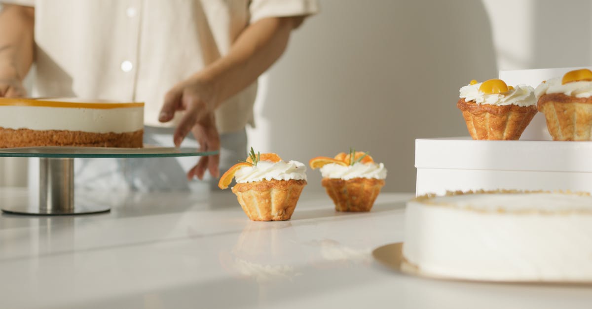 Making vinegar - alcohol and sugar tolerance - Cupcakes on White Surface