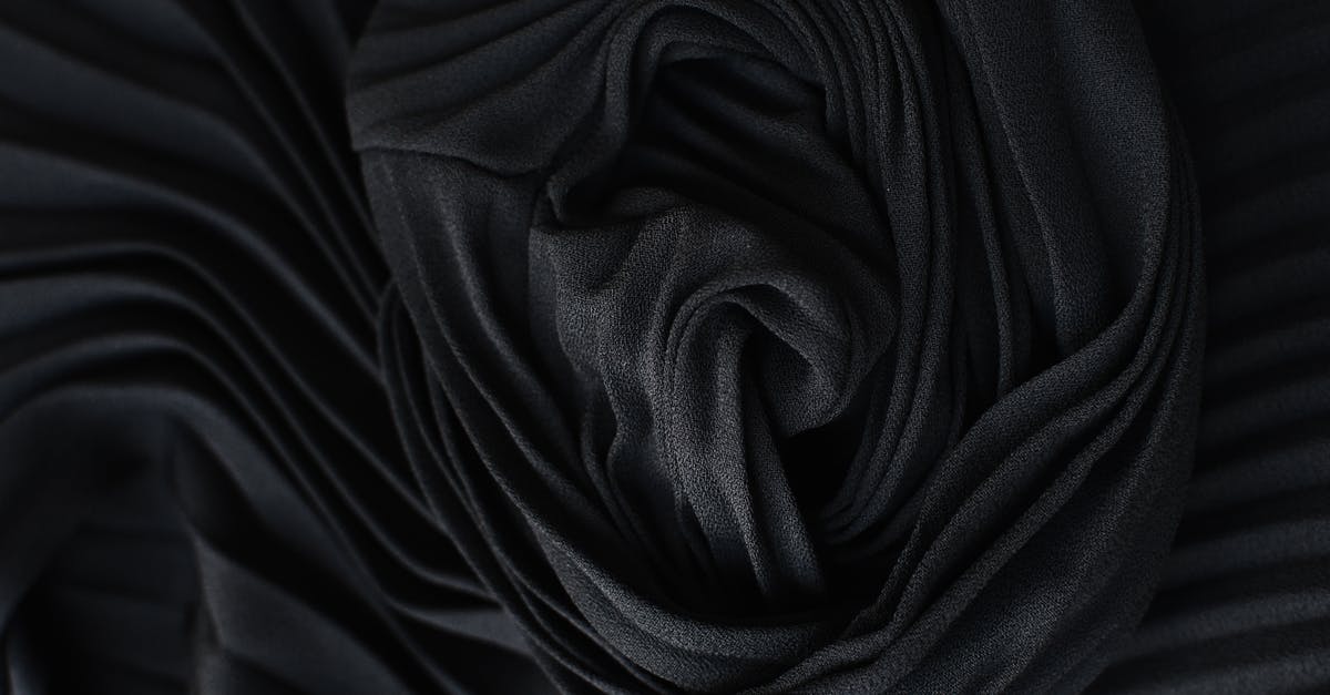 My soufflé turned grey - Black pleated fabric placed on table