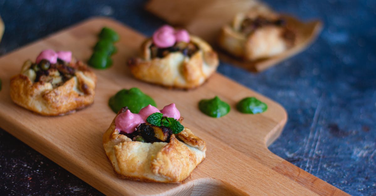 Non-melting fruity filling for cookies - Fruity Cookies on a Wooden Tray