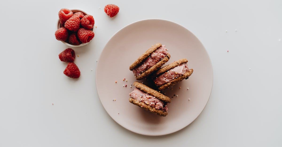 Non-melting fruity filling for cookies - Cookie Dough Sandwich with Raspberries