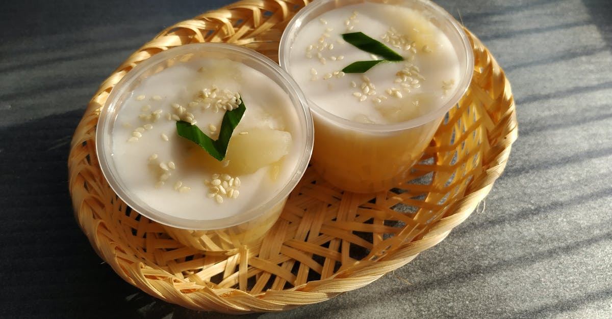 panna cotta gelatine and size/form - White Cream in Brown Woven Basket