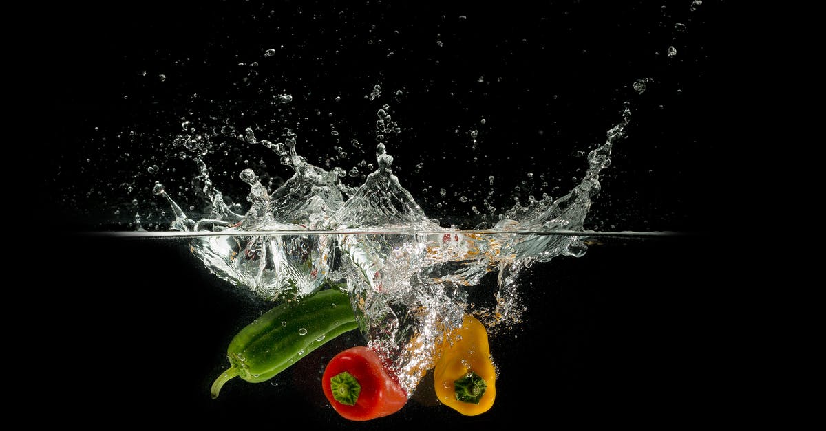 Preventing Diced Vegetables Added to Simmering Liquid From Becoming Mushy - Bell Peppers Dropped on Water