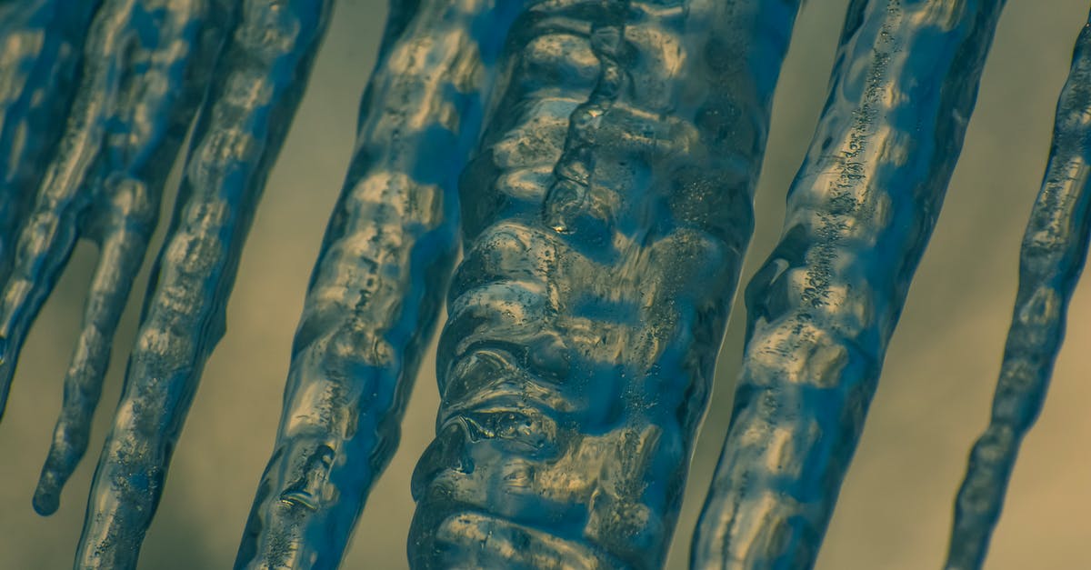 Problems with rapid melting ice cream. Making it without a machine - Blue Water Droplets on Blue Surface