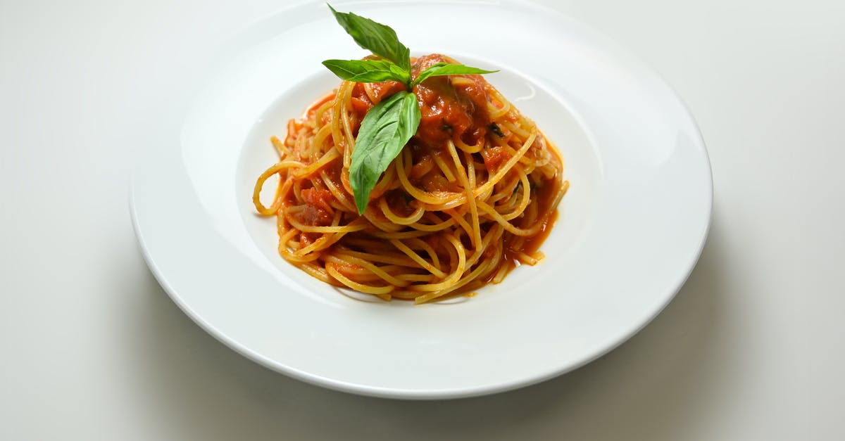 Red tomato sauce recipe [closed] - Spaghetti with tomato food basil 