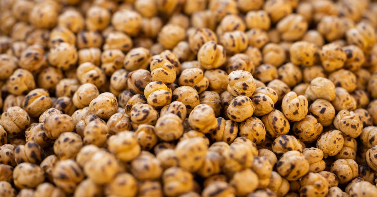 Roasted chickpeas for houmous? - Photo of Roasted Chickpeas