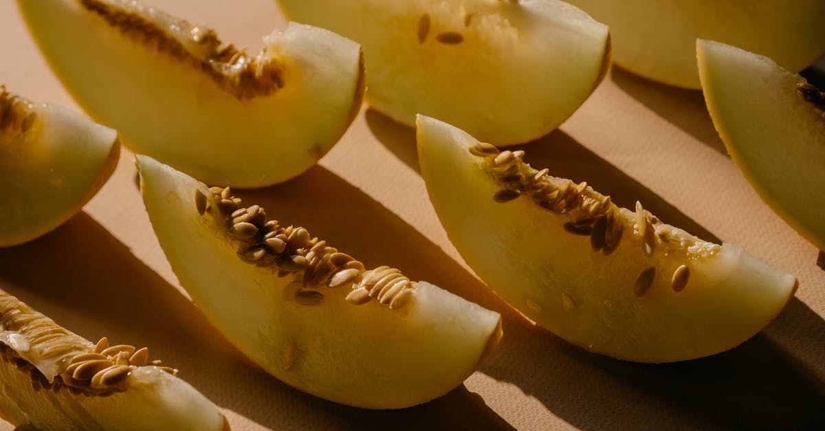 Roasting sirloin which has already been cut into slices - Sliced Melon with Seeds