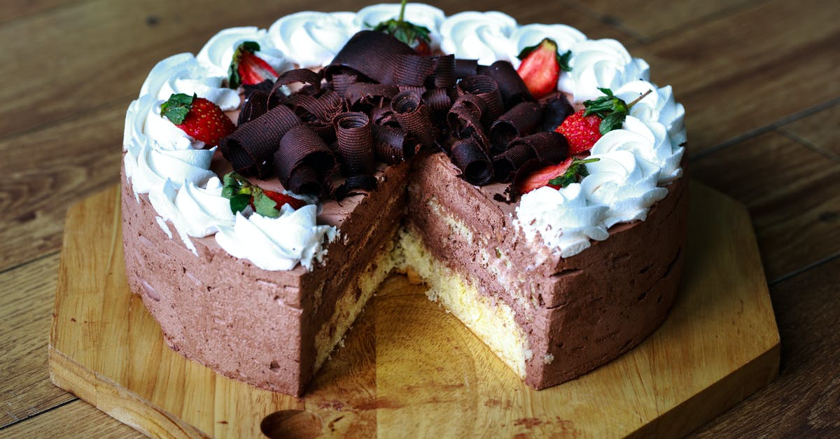 Rubber like skin on surface of chocolate mousse - Photo Of Chocolate Cake