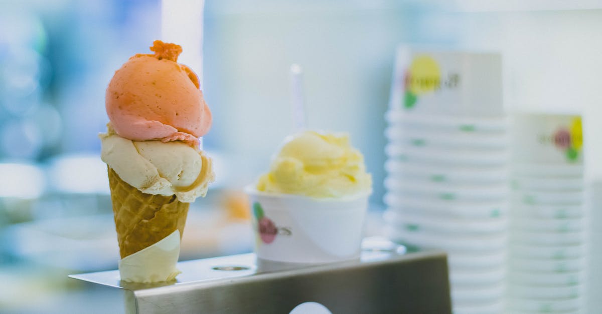 Tips for patriotic vanilla ice cream - Ice Cream on Cone With Gray Metallic Holder Photo