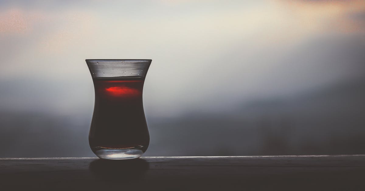 Turkish delight: cornstarch or gelatine? - Close-Up Photo of Filled Turkish Tea Glass