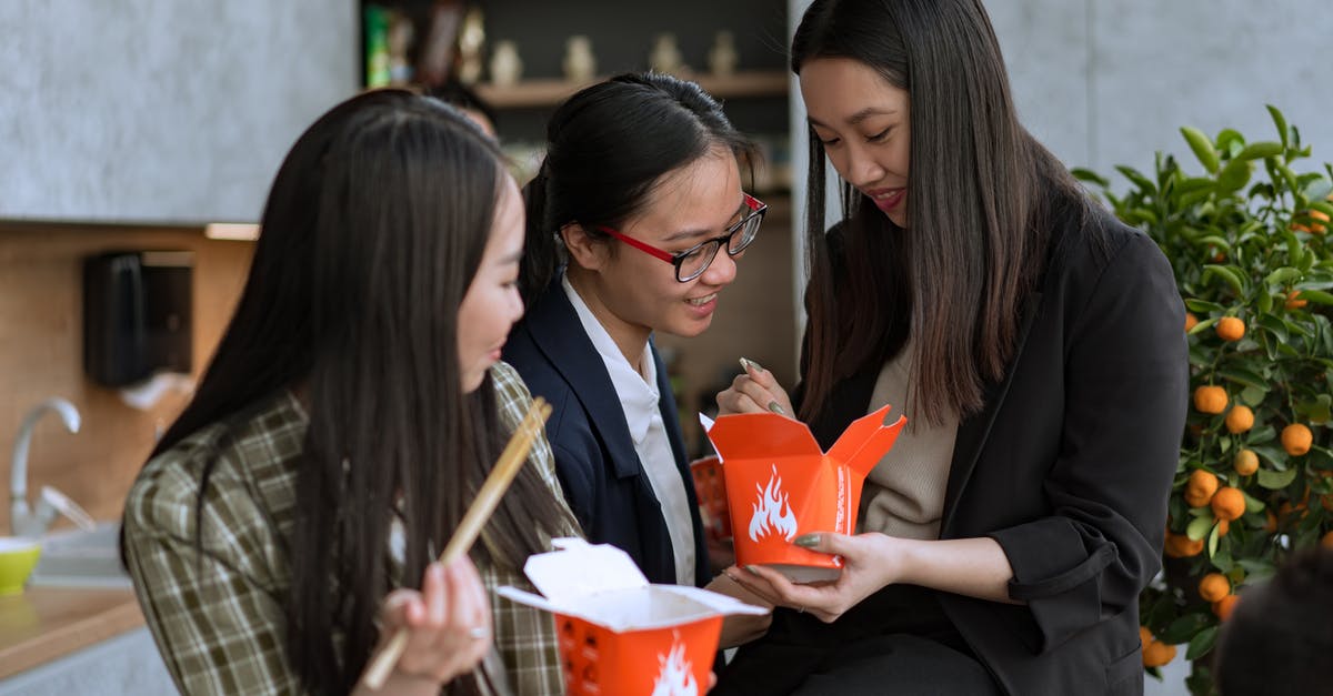 Udon Noodles break too easily - Women Eating Using Chopsticks