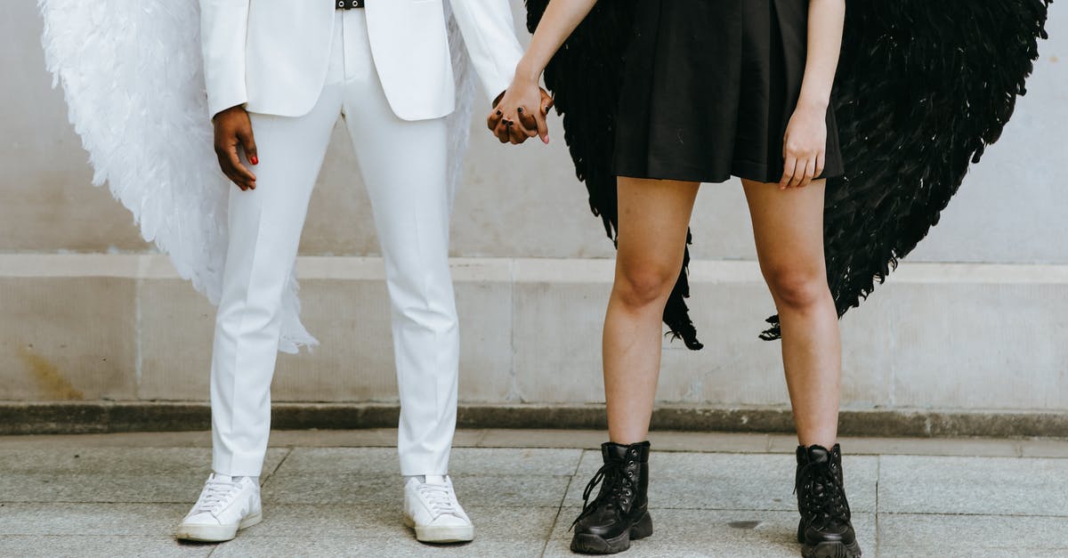 What are the secrets to a good fond? - A Couple Holding Each Other's Hands