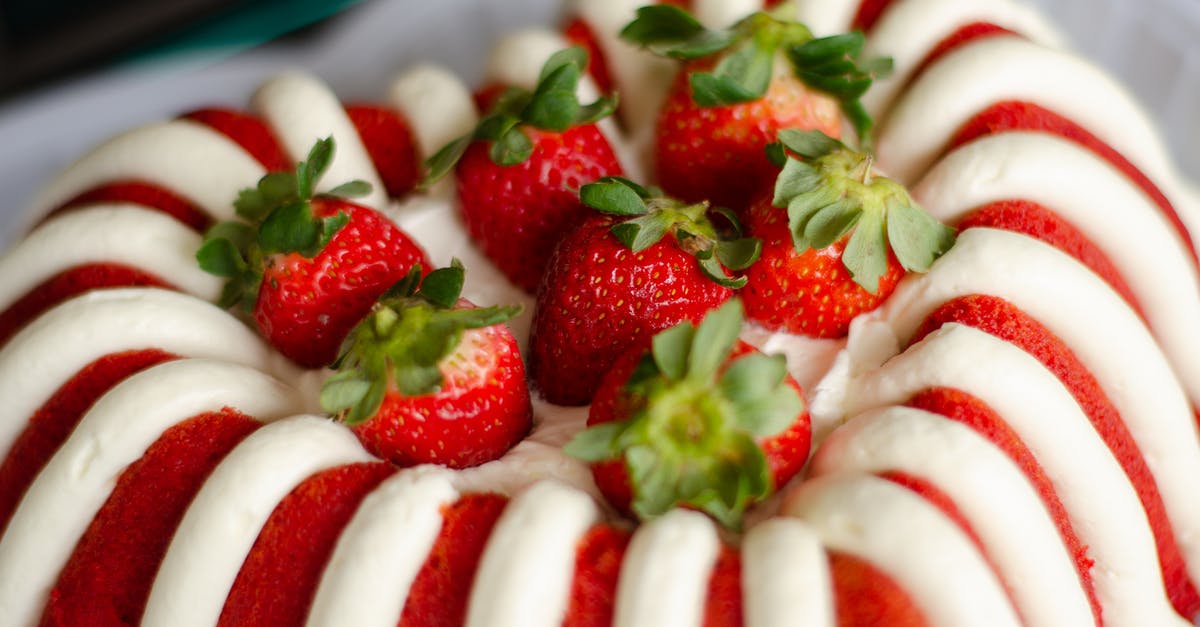 What gives Indian curries the sweet and creamy taste and fragrance? - Strawberry Cake